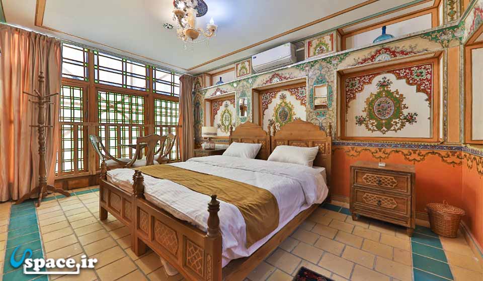 اتاق سه تخته پریخان خانم هتل سنتی شیران - اصفهان